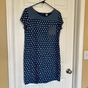 Old Navy Shift Dress ~ Size M.